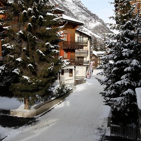 Central & Elegant Apartments,Partially With Fireplace, By Zermatt Rental Exterior photo