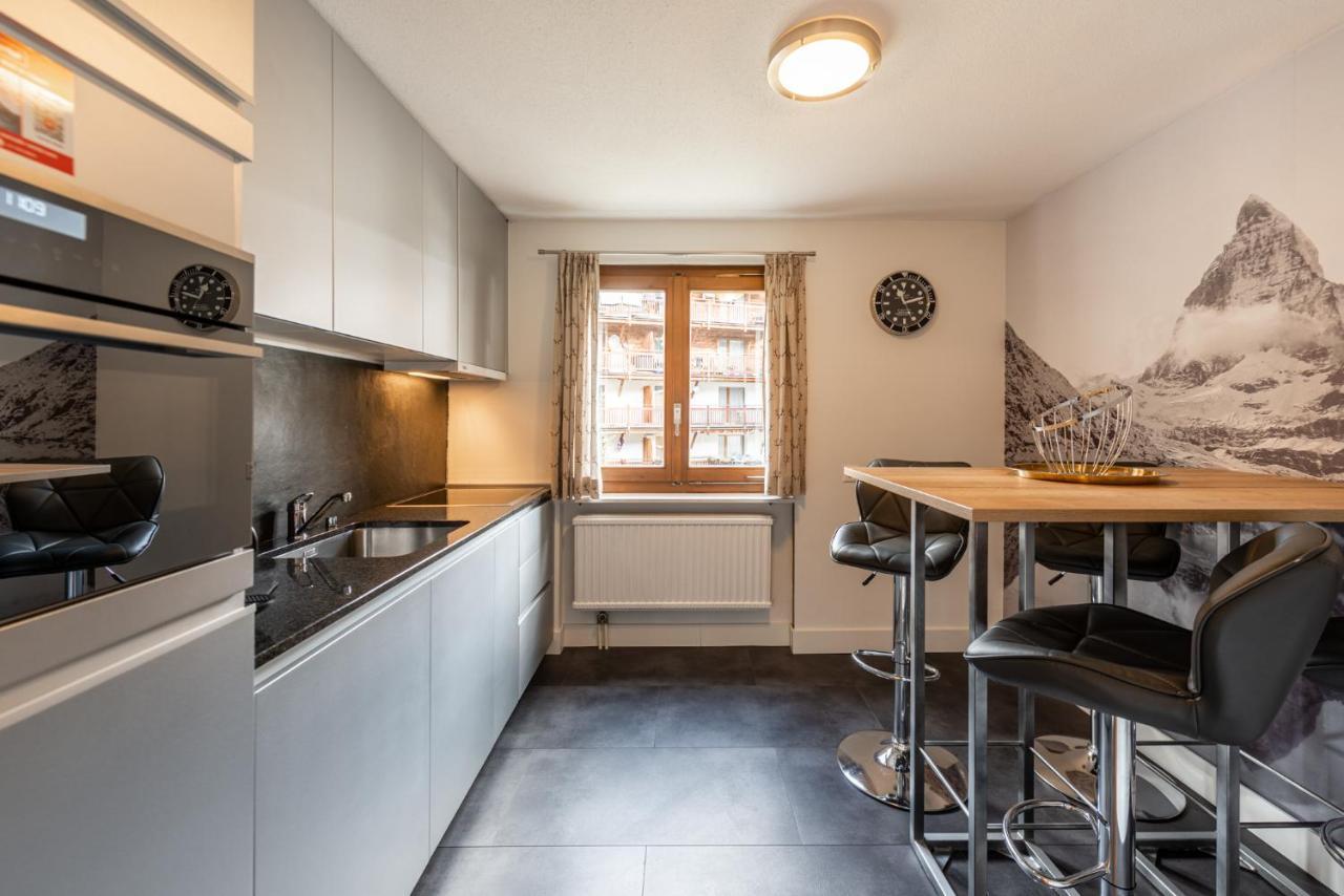 Central & Elegant Apartments,Partially With Fireplace, By Zermatt Rental Exterior photo