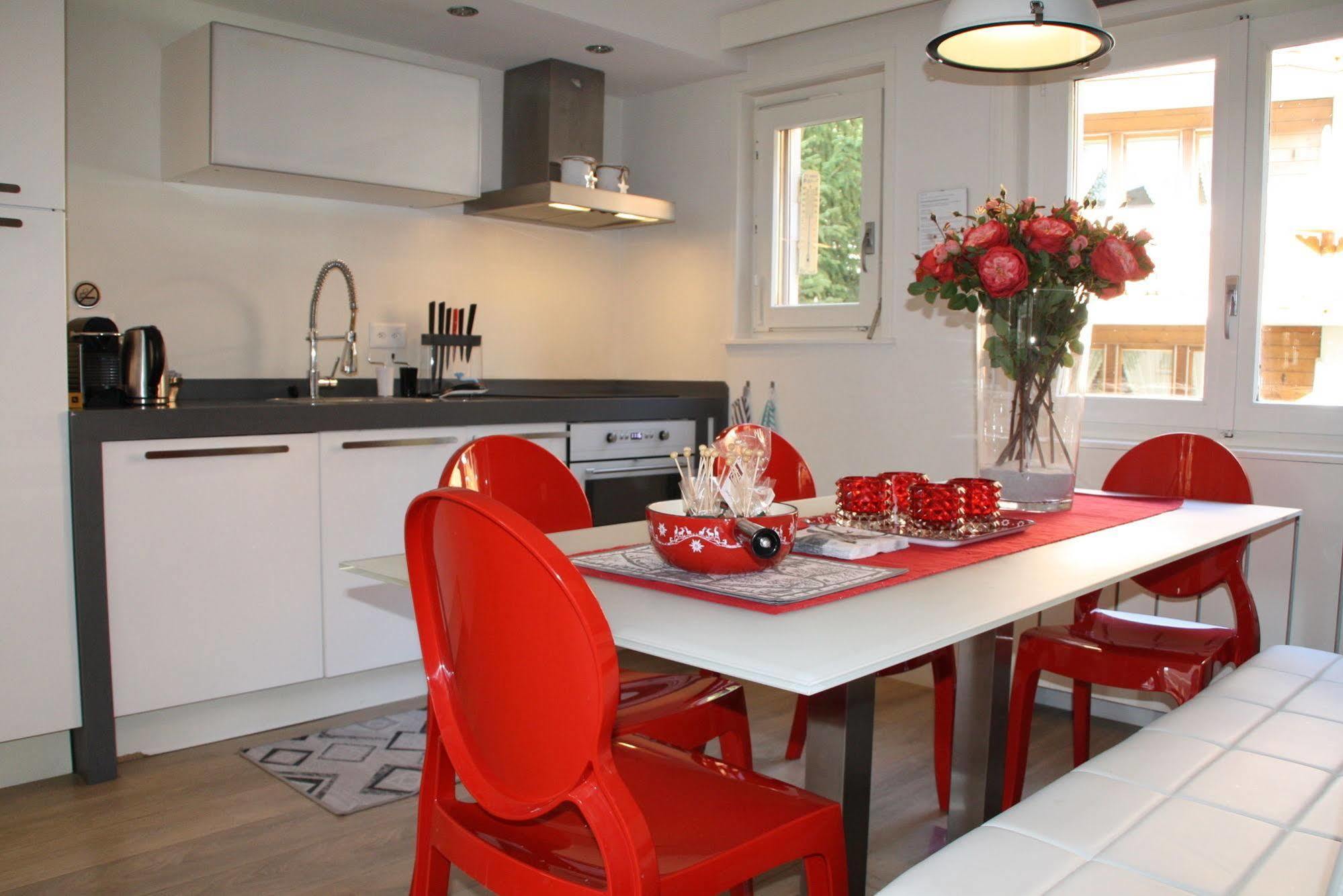 Central & Elegant Apartments,Partially With Fireplace, By Zermatt Rental Exterior photo